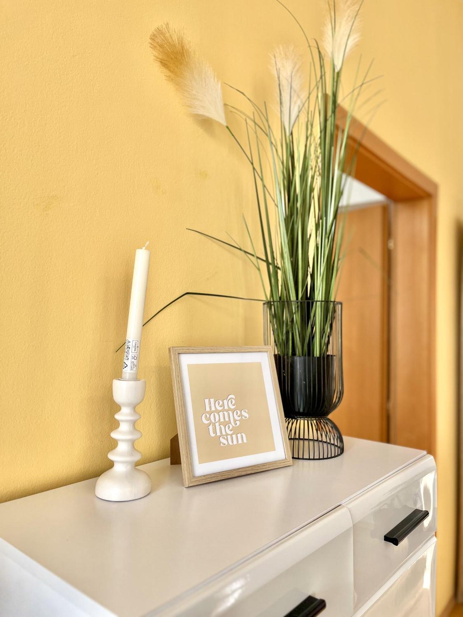 Olivia - Old Town Apartment