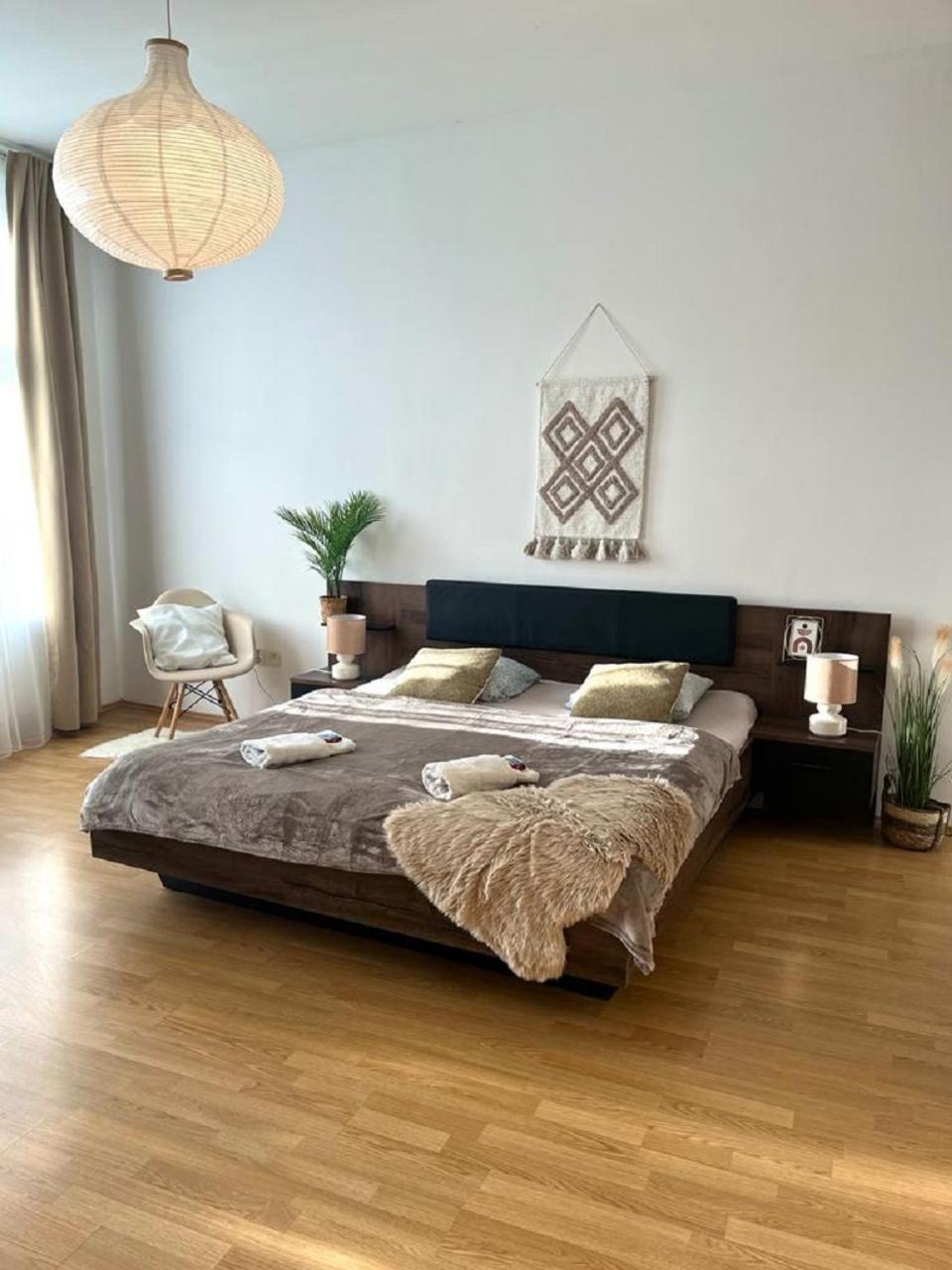 Olivia - Old Town Apartment